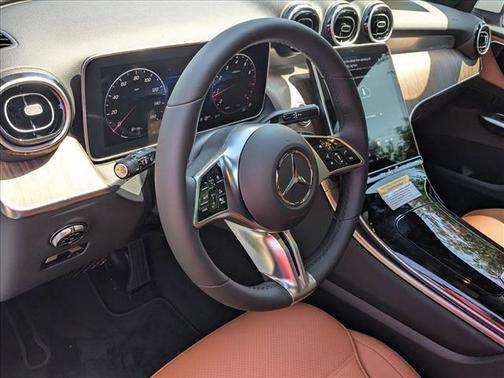 2026 Mercedes-Benz GLC 300 Base