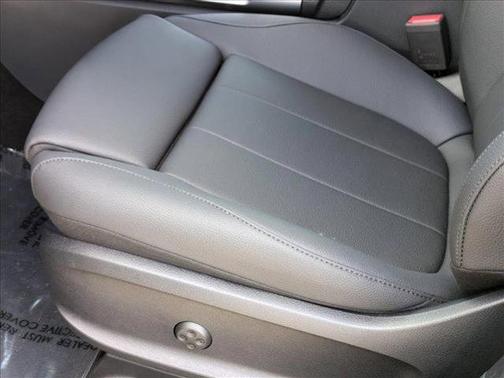 2025 Mercedes-Benz GLB 250 4MATIC