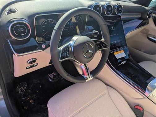 2026 Mercedes-Benz GLC 300 Base