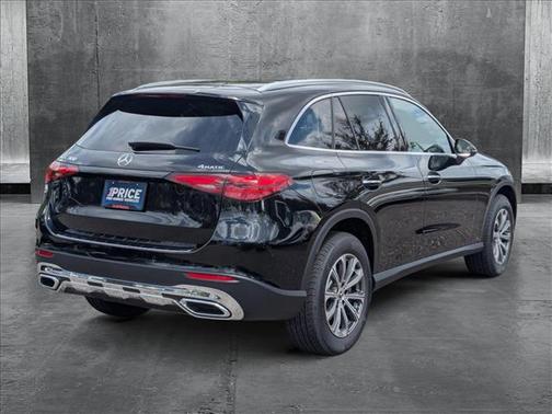 2025 Mercedes-Benz GLC 300 4MATIC