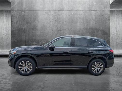 2025 Mercedes-Benz GLC 300 4MATIC