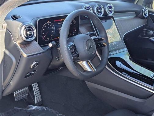 2025 Mercedes-Benz GLC 350e Base