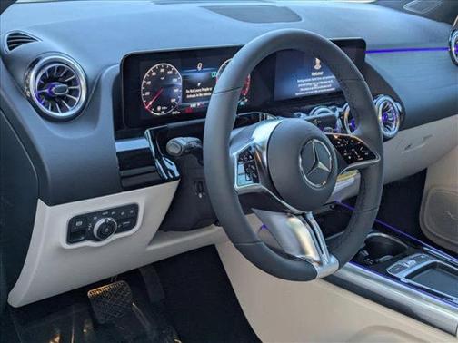 Polar White 2026 Mercedes-Benz GLA 250 4MATIC