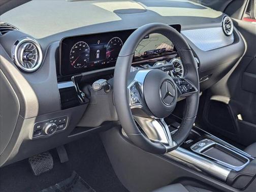 2025 Mercedes-Benz GLA 250 Base