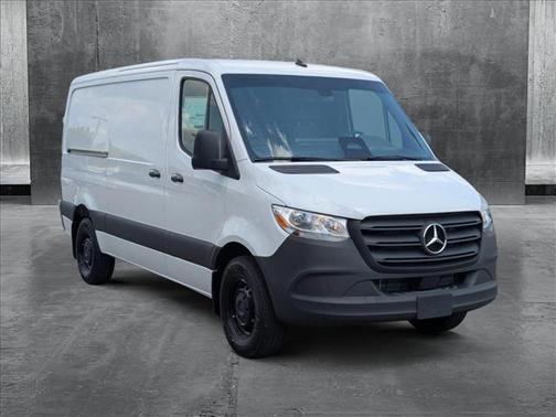 2025 Mercedes-Benz Sprinter 2500 Standard Roof