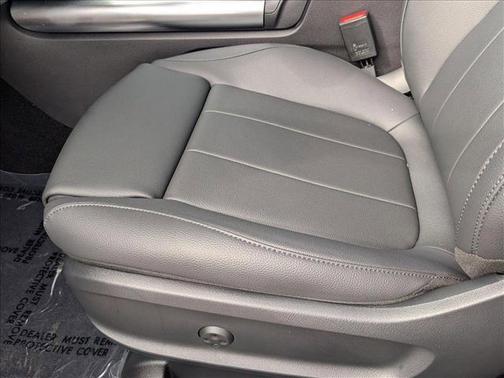 2025 Mercedes-Benz GLA 250 Base