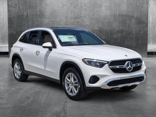 2025 Mercedes-Benz GLC 300 Base