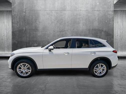 2025 Mercedes-Benz GLC 300 Base