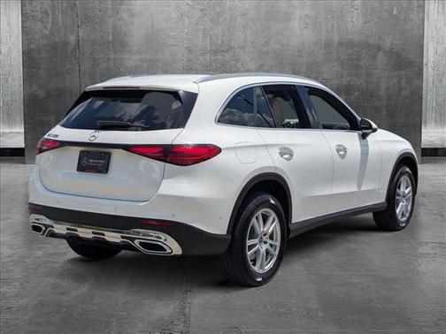2025 Mercedes-Benz GLC 300 Base