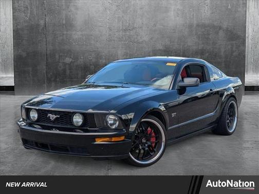 2006 Ford Mustang GT Premium