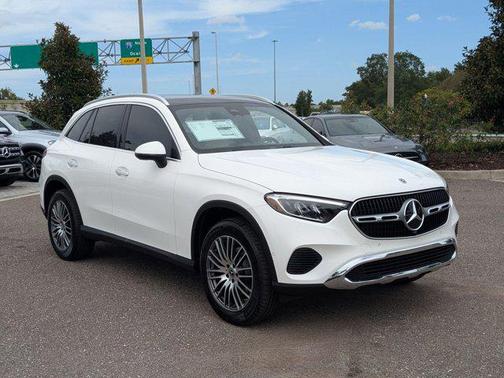 2026 Mercedes-Benz GLC 300 4MATIC