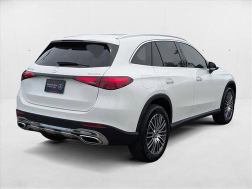 2026 Mercedes-Benz GLC 300 4MATIC