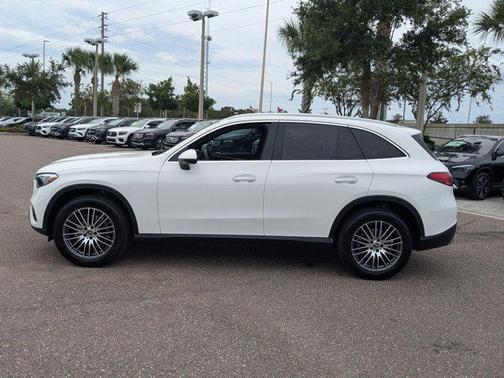 2026 Mercedes-Benz GLC 300 4MATIC