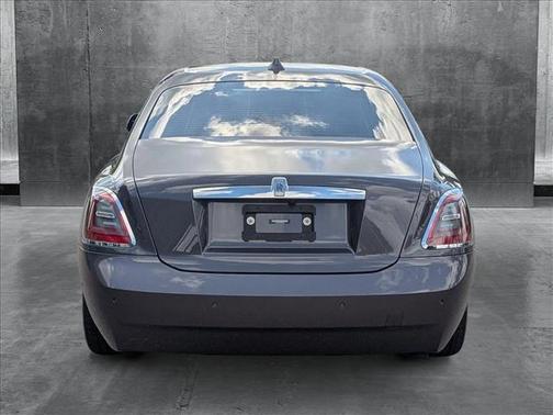 2024 Rolls-Royce Ghost Sedan