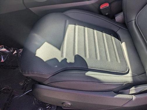 2026 Mercedes-Benz GLC 300 Base