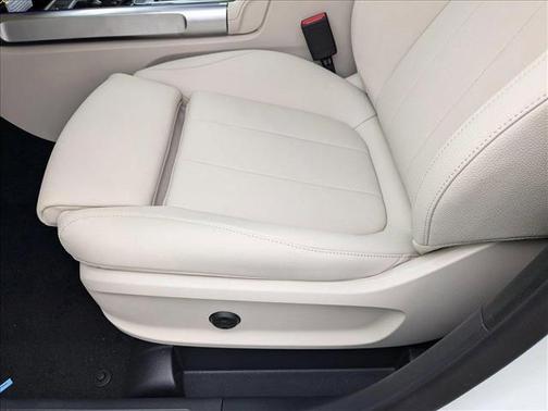 2025 Mercedes-Benz GLB 250 Base