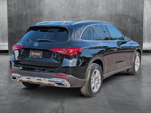 2025 Mercedes-Benz GLC 300 Base