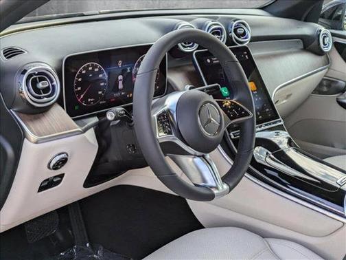 2025 Mercedes-Benz GLC 300 Base