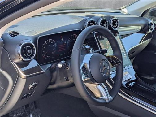 2025 Mercedes-Benz GLC 350e Base
