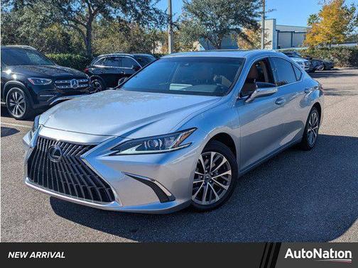 2022 Lexus ES 350 Base