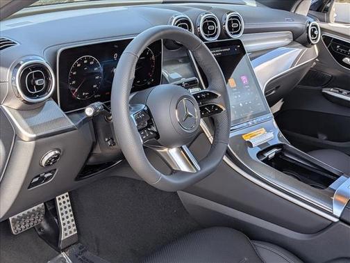 2026 Mercedes-Benz GLC 300 Base