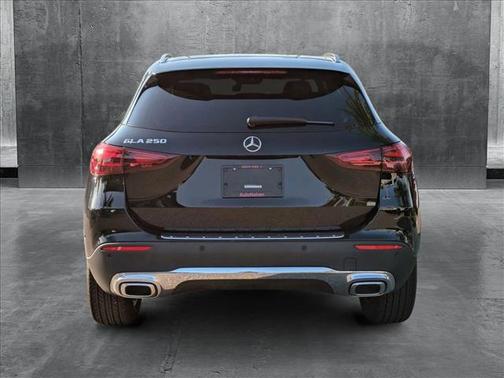 2025 Mercedes-Benz GLA 250 Base
