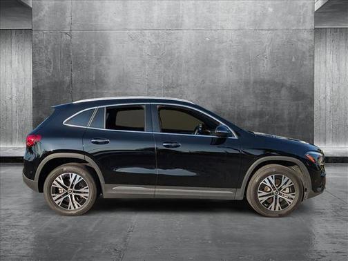 2025 Mercedes-Benz GLA 250 Base