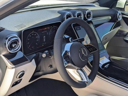 2025 Mercedes-Benz GLC 350e Base