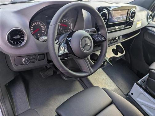 2026 Mercedes-Benz Sprinter 2500 Standard Roof