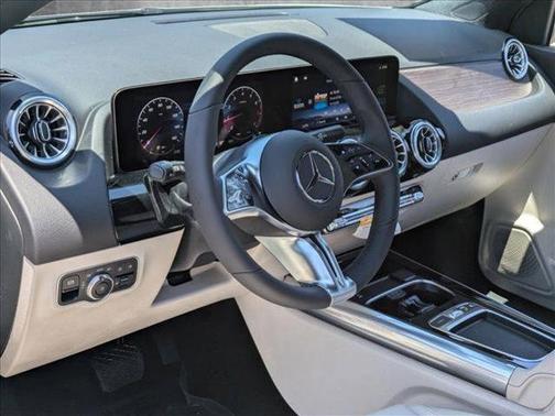 2025 Mercedes-Benz GLA 250 Base