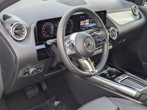 2025 Mercedes-Benz GLA 250 Base