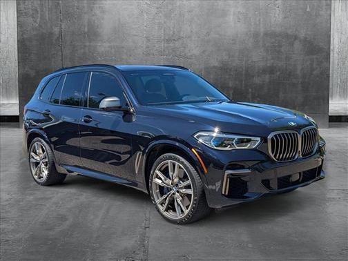 2022 BMW X5 M50i