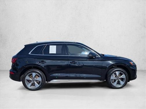 2024 Audi Q5 40 Premium Plus