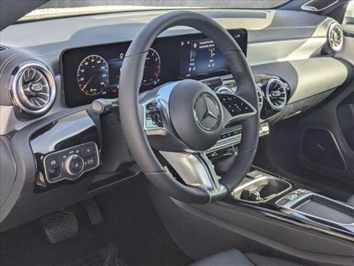 2025 Mercedes-Benz CLA 250 4MATIC