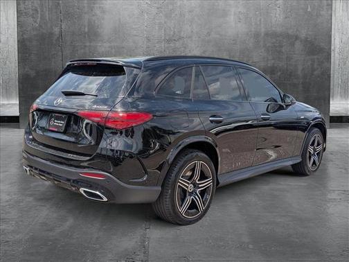 2025 Mercedes-Benz GLC 350e Base