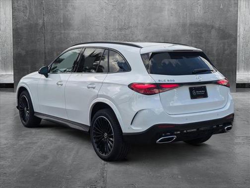 2025 Mercedes-Benz GLC 300 Base