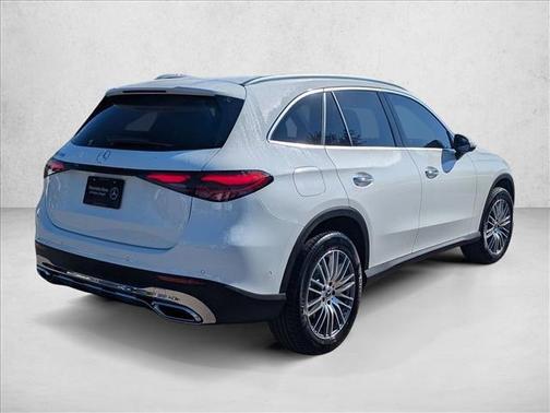 2026 Mercedes-Benz GLC 300 Base