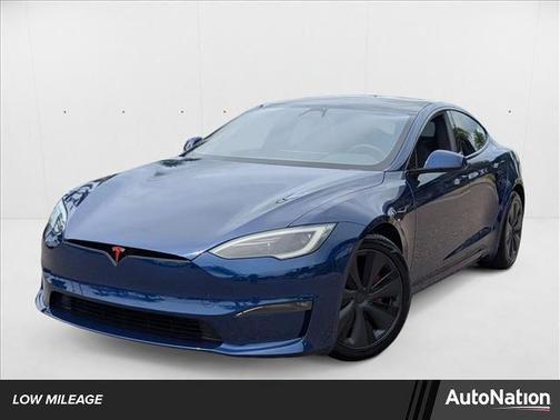 2024 Tesla Model S Plaid