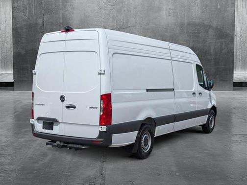 2025 Mercedes-Benz Sprinter 2500 High Roof