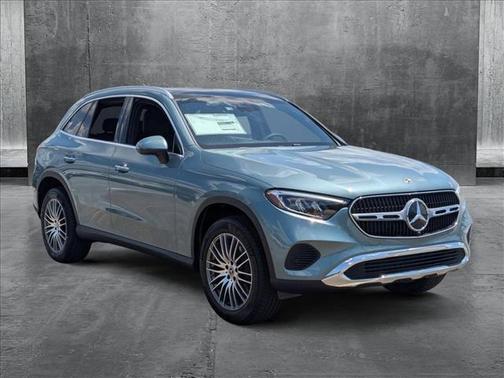 2025 Mercedes-Benz GLC 300 Base
