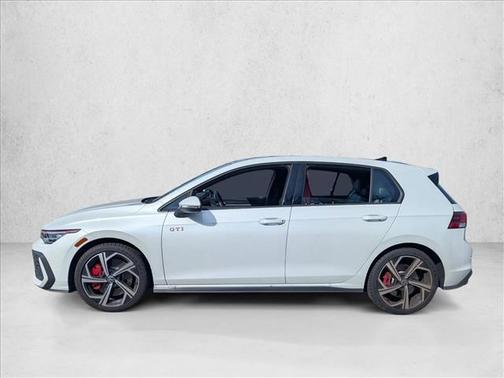2025 Volkswagen Golf GTI 2.0T SE DSG