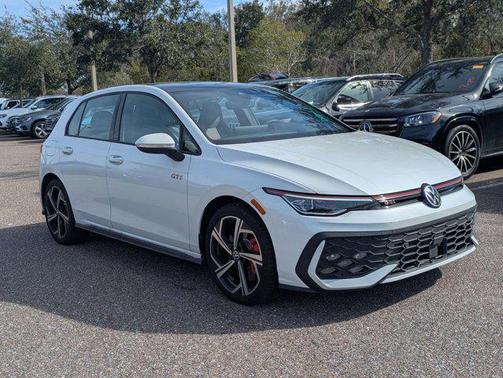 2025 Volkswagen Golf GTI 2.0T SE DSG