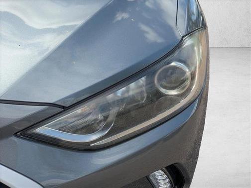 2017 Hyundai ELANTRA Value Edition