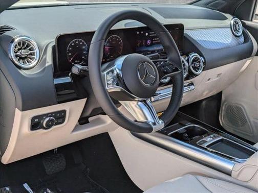 2025 Mercedes-Benz GLA 250 Base