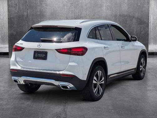 2025 Mercedes-Benz GLA 250 Base