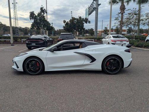 2025 Chevrolet Corvette Stingray w/2LT