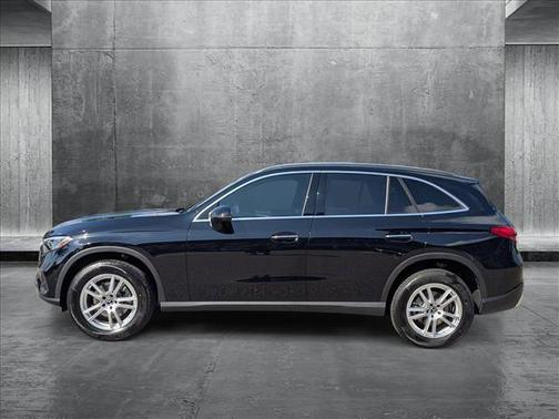 2025 Mercedes-Benz GLC 300 Base