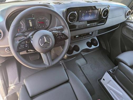2025 Mercedes-Benz Sprinter 2500 High Roof