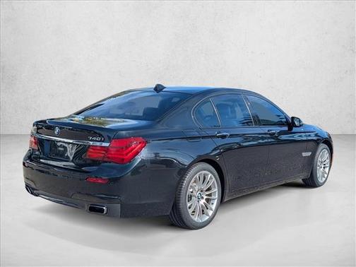 2015 BMW 740 740i