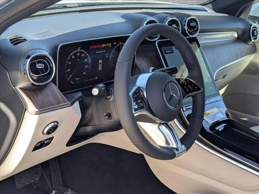 2025 Mercedes-Benz GLC 350e Base